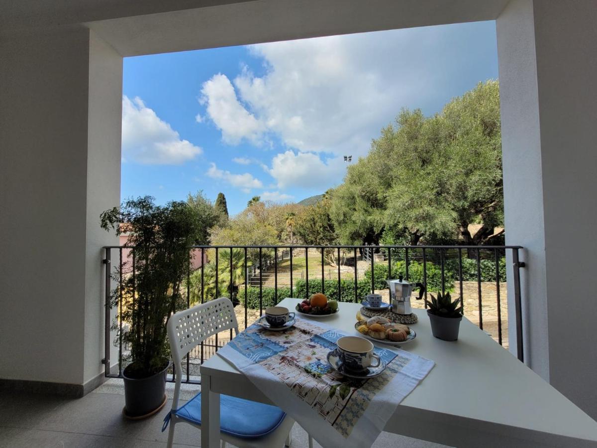 Il Melograno Casa Vacanze Теулада Екстер'єр фото